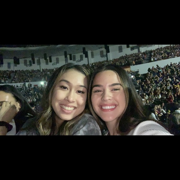 Meet your Posher, Breeane - Picture 1 of 1